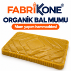 Organik Bal Mumu; sarı-altın tonlarında katı döküm balmumu blokları. Fabrikone mum yapım hammaddesi.